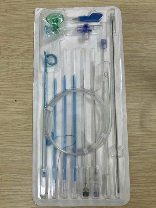Bộ dẫn lưu qua da. đầy đủ